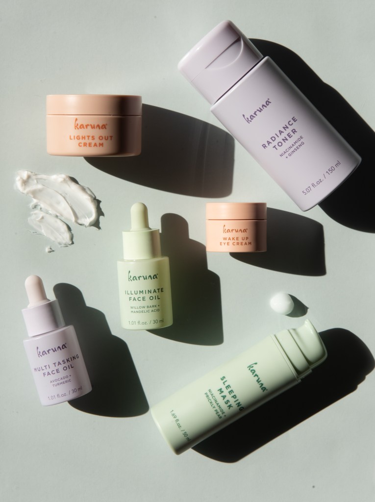 An image of a few of the products from the Balancing Collection. We can see two facial oils, a mask and an eye cream